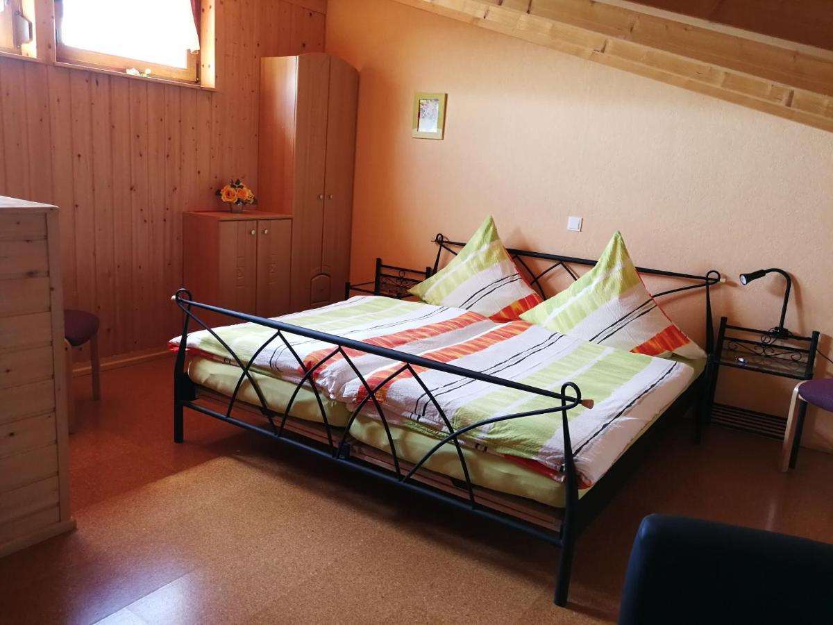 Winzerhof Spengler Guest House Kulsheim Екстериор снимка