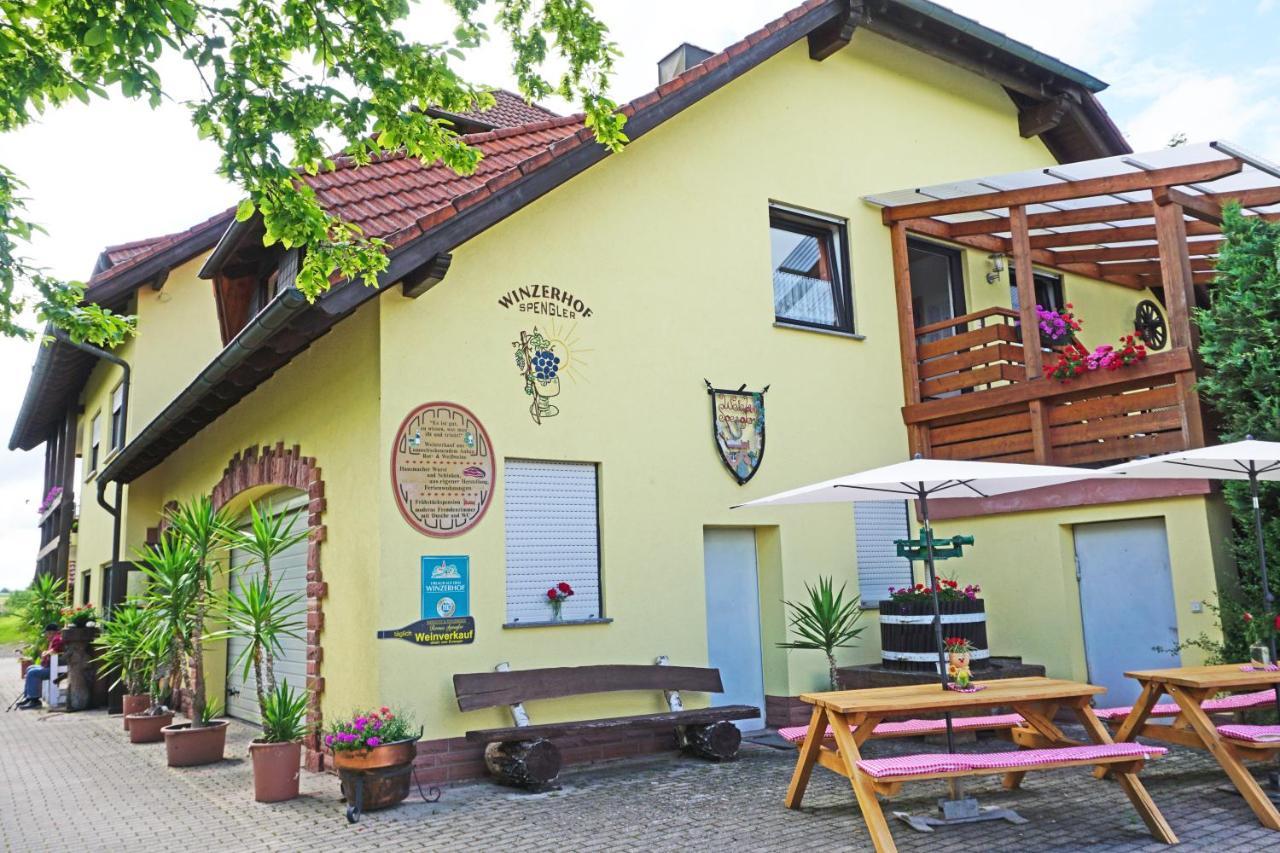 Winzerhof Spengler Guest House Kulsheim Екстериор снимка