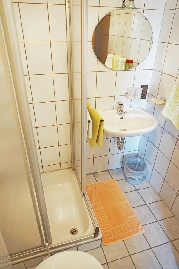 Winzerhof Spengler Guest House Kulsheim Екстериор снимка
